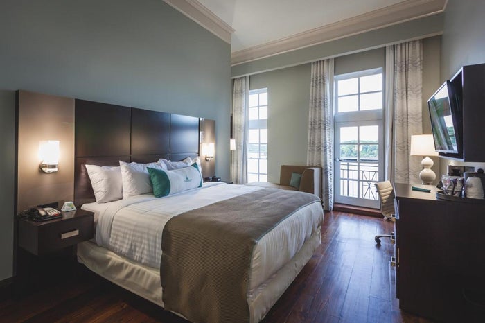 The Cotton Sail Hotel