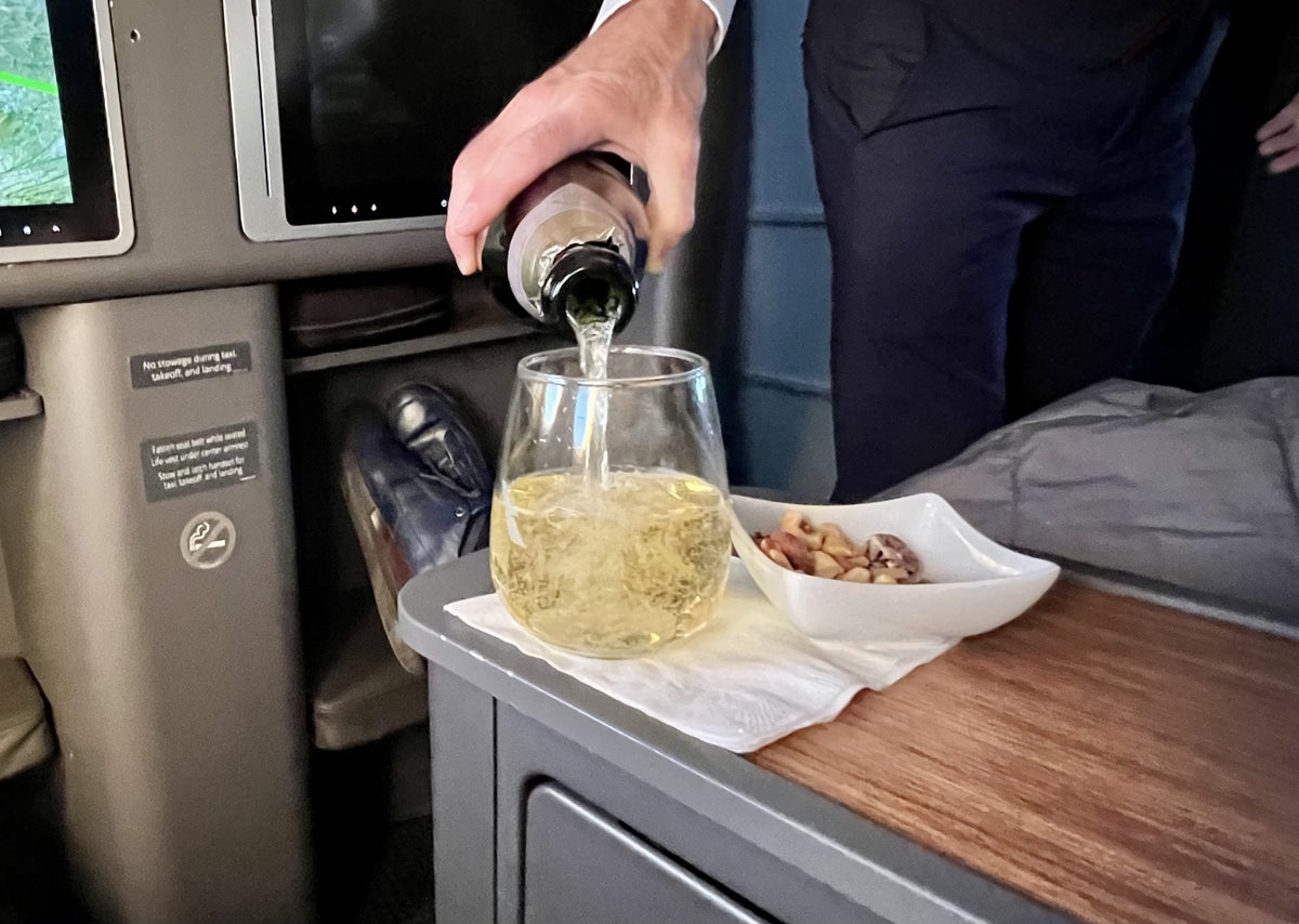 Best Ways To Book American Airlines Business Class Using Points [Step-by-Step]