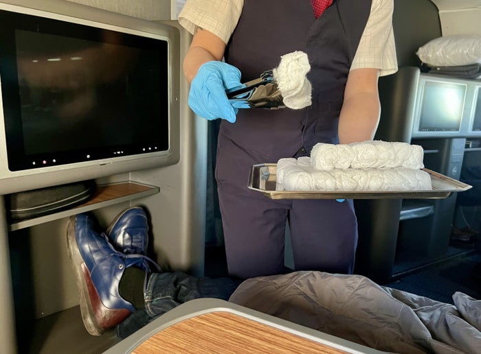 How To Do an Instant Upsell Upgrade on American Airlines
