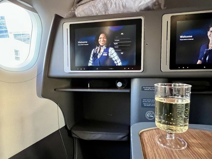 American Airlines A321T Flagship Business welcome champagne American Airlines A321T Flagship Business welcome champagne