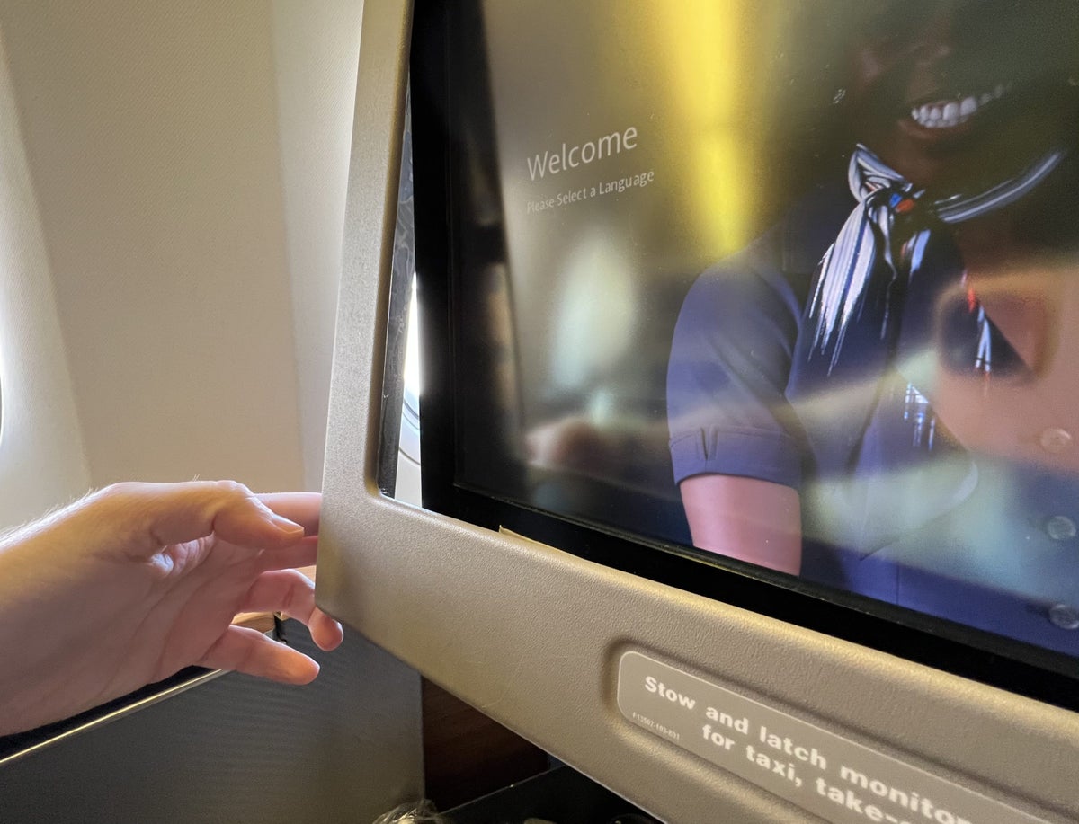 American Airlines Boeing 777 300 Flagship First IFE screen damage