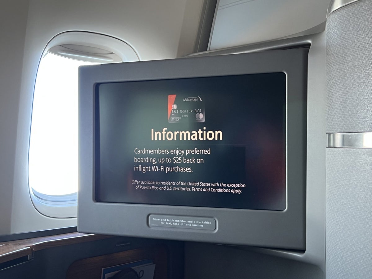 American Airlines Boeing 777 300 Flagship First credit card plug