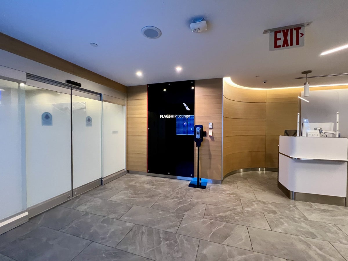 American Airlines Flagship Business JFK Flagship Lounge entrance