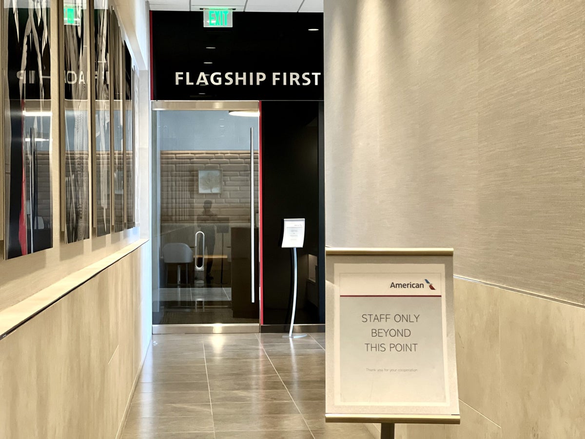 American Airlines Flagship First LAX Flagship First Lounge closed
