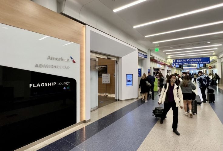 American Airlines Boeing 777-300 Flagship First Review [LAX to MIA]