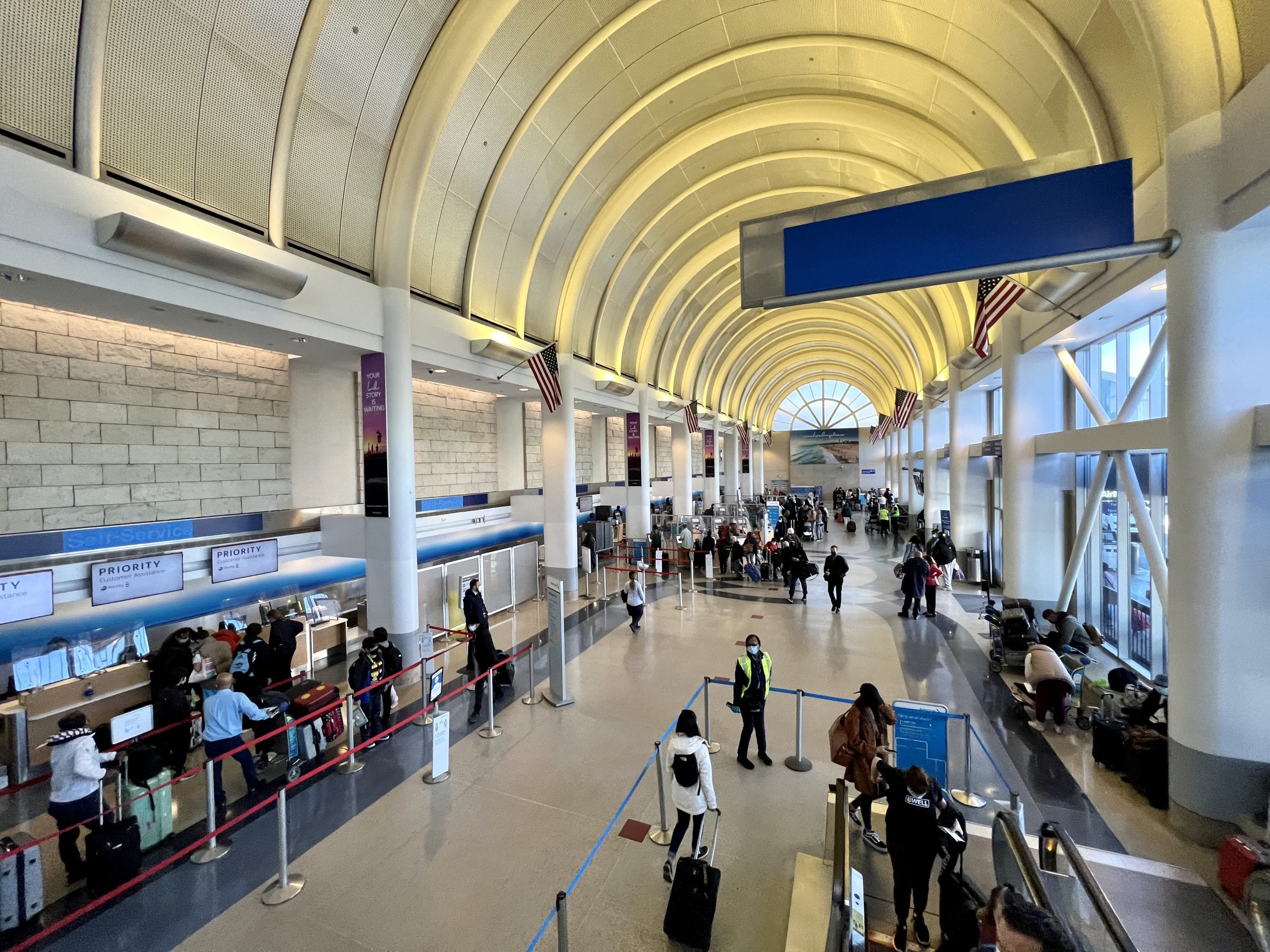 How To Get Between Terminals At Los Angeles Int l Airport LAX 