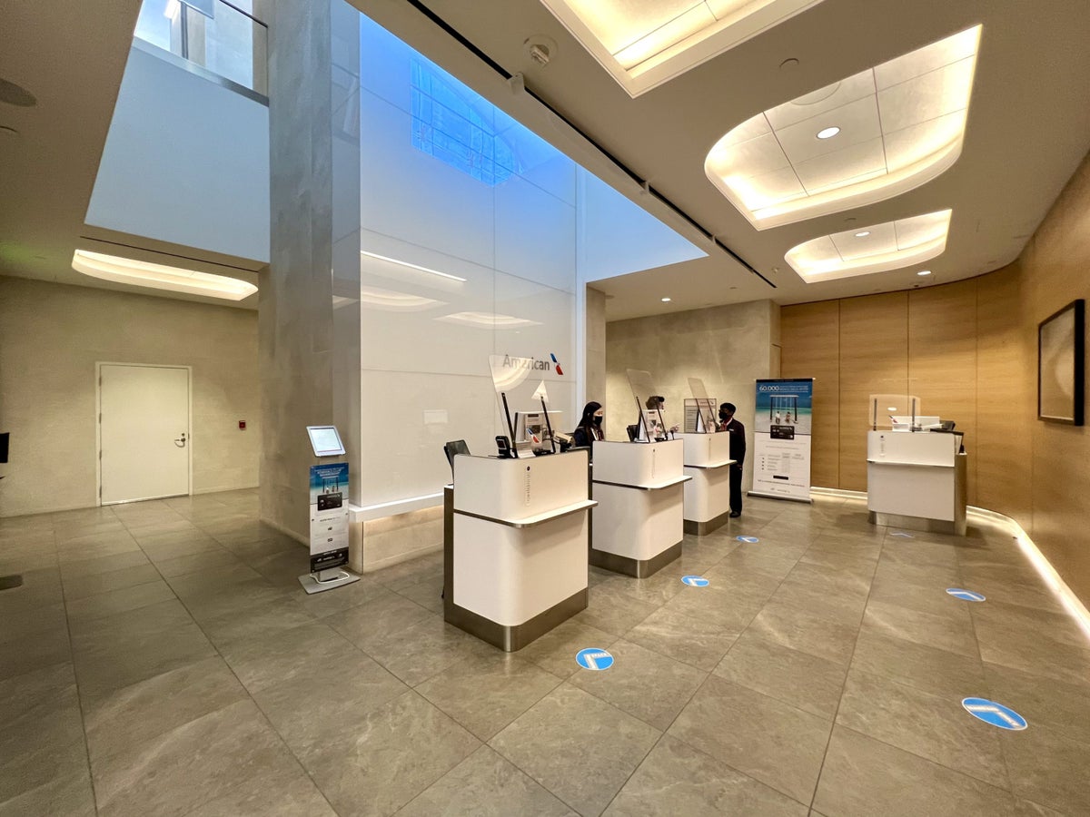 American Airlines Flagship First LAX lounge check in