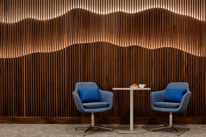 American Express Offers Grab-and-Go Food at LAX Centurion Lounge
