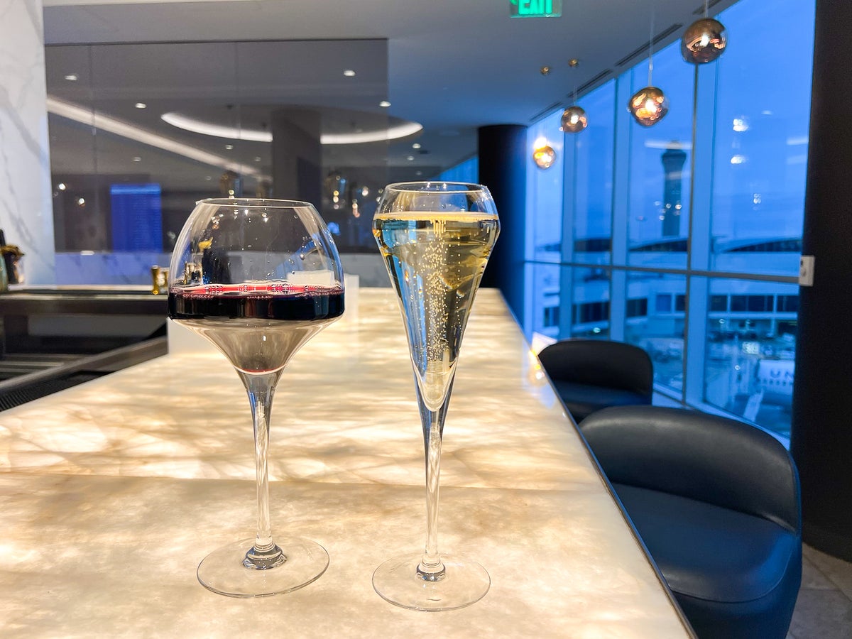 United Polaris Lounge Houston IAH wine and Champagne