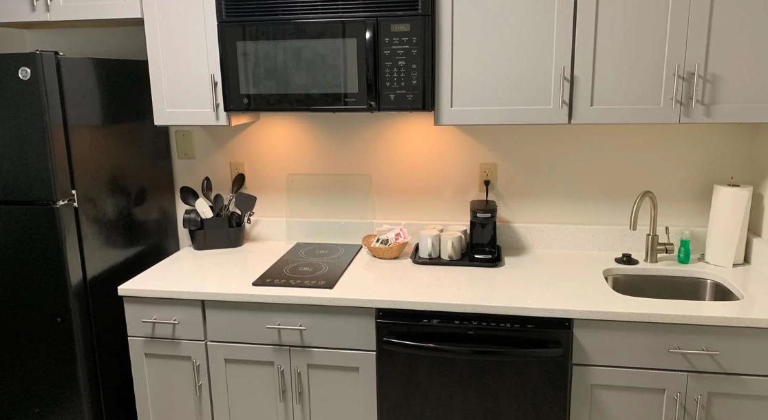 Best Western Executive Residency kitchen