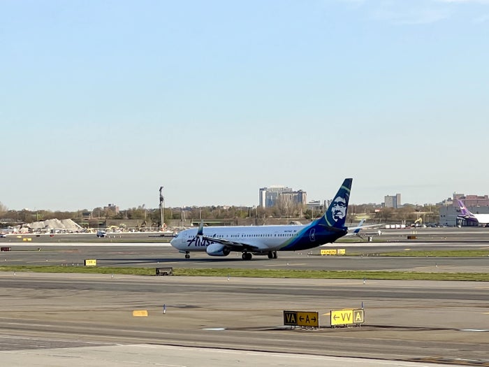 How To Status Match With Alaska Airlines [In-Depth Guide]