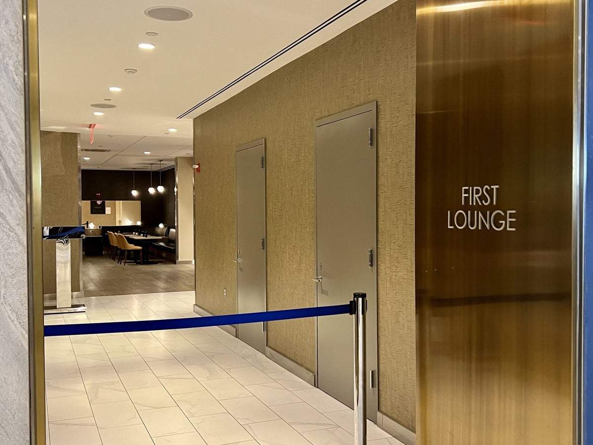 British Airways Boeing 777 300 Club Suite JFK Galleries First Lounge closed