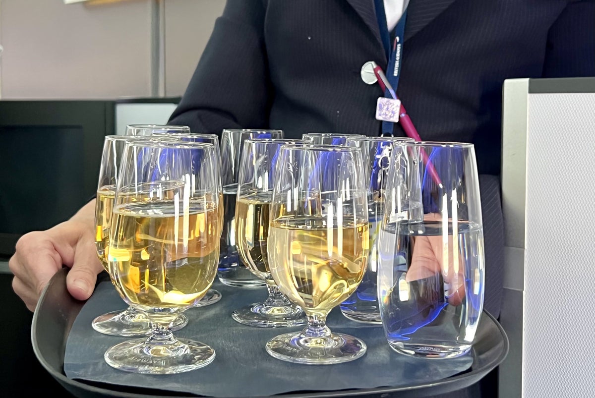 British Airways Boeing 777 300 Club Suite welcome drink