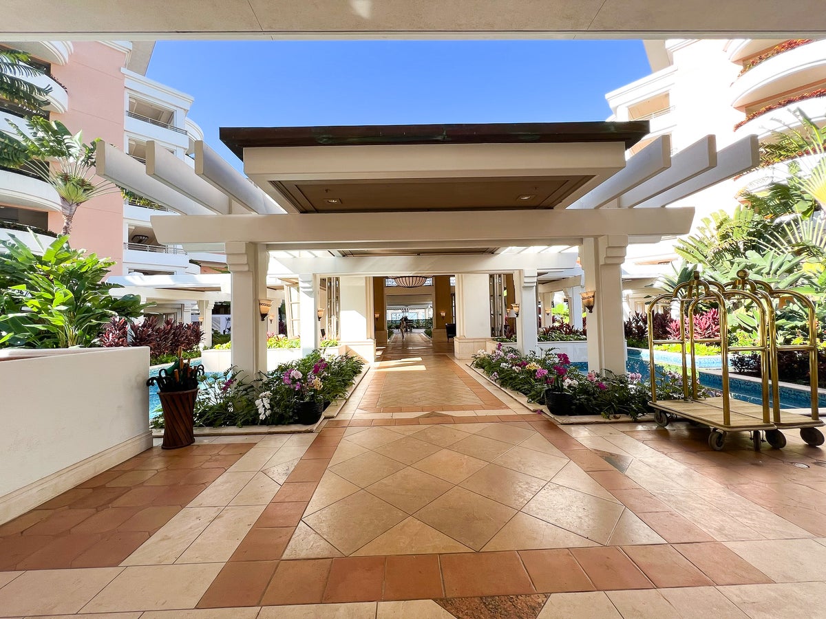 Grand Wailea Maui Waldorf Astoria Resort Walkway Entrance