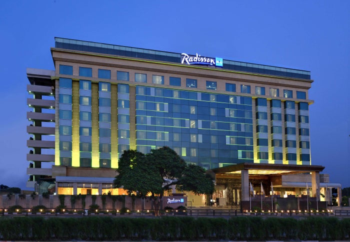 The 26 Best Ways To Redeem Radisson Rewards Points for Max Value [2025]