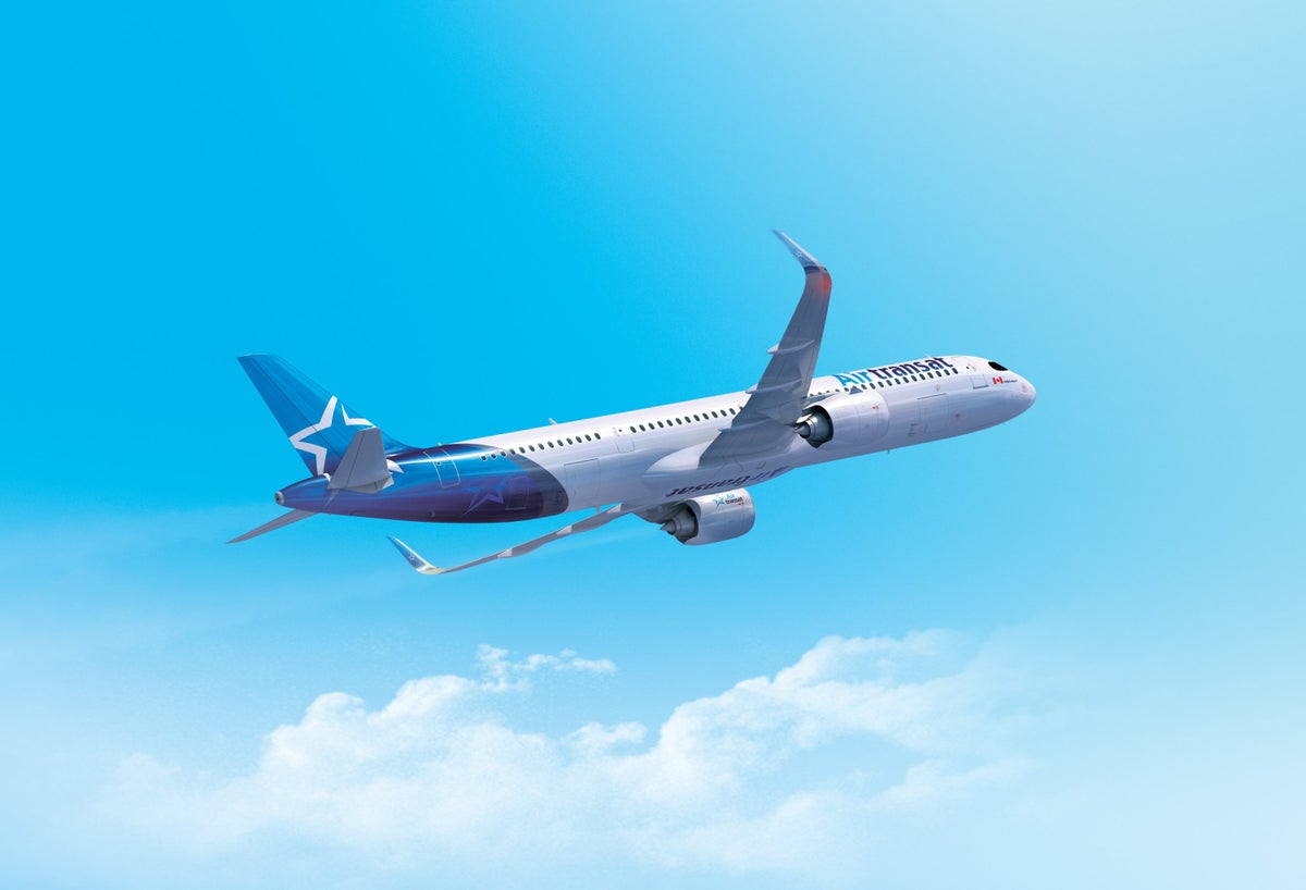 Air Transat Touches Down in California for the First Time