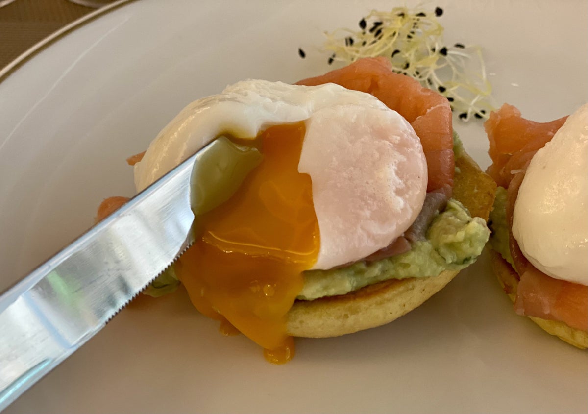 Academias Hotel Symposium Restaurant breakfast runny poached eggs