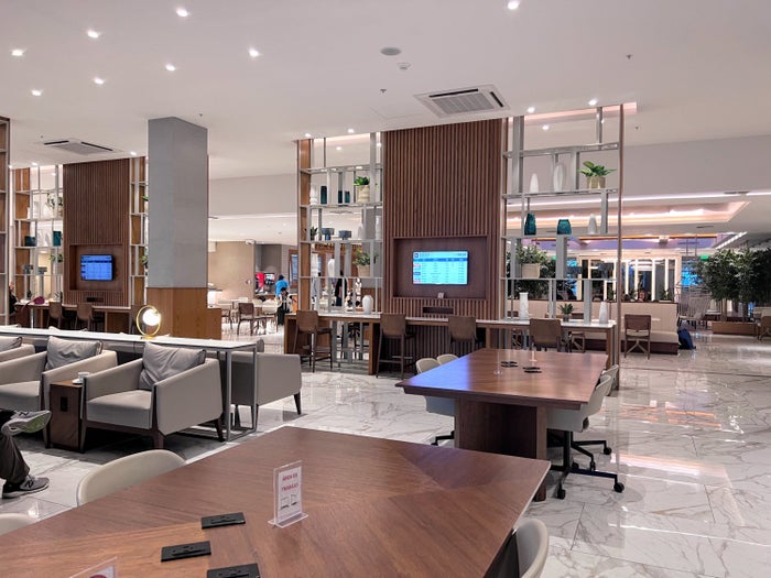 Aeropuertos VIP Club at Guayaquil José Joaquín de Olmedo International Airport [Review]