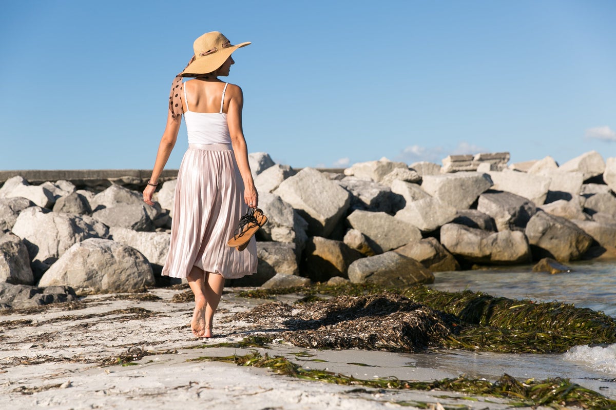 The 10 Best Skirts for Beach Vacations [2023]