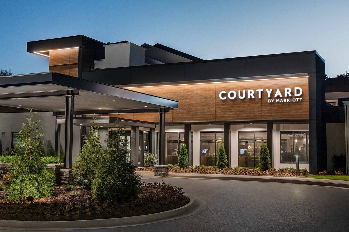 [Expired] Stay at Courtyard by Marriott in 2022, Earn 2,000 Points per Night