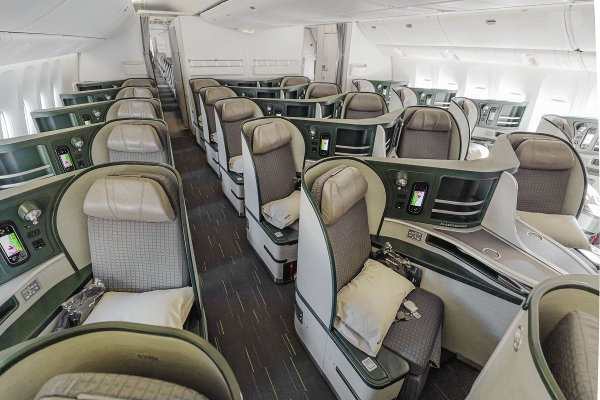 Eva Air Royal Laurel Class business 777
