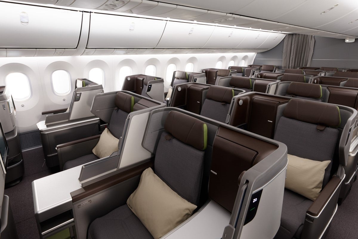 Eva Air Royal Laurel Class business 787
