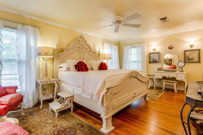 Historic Azalea Estate