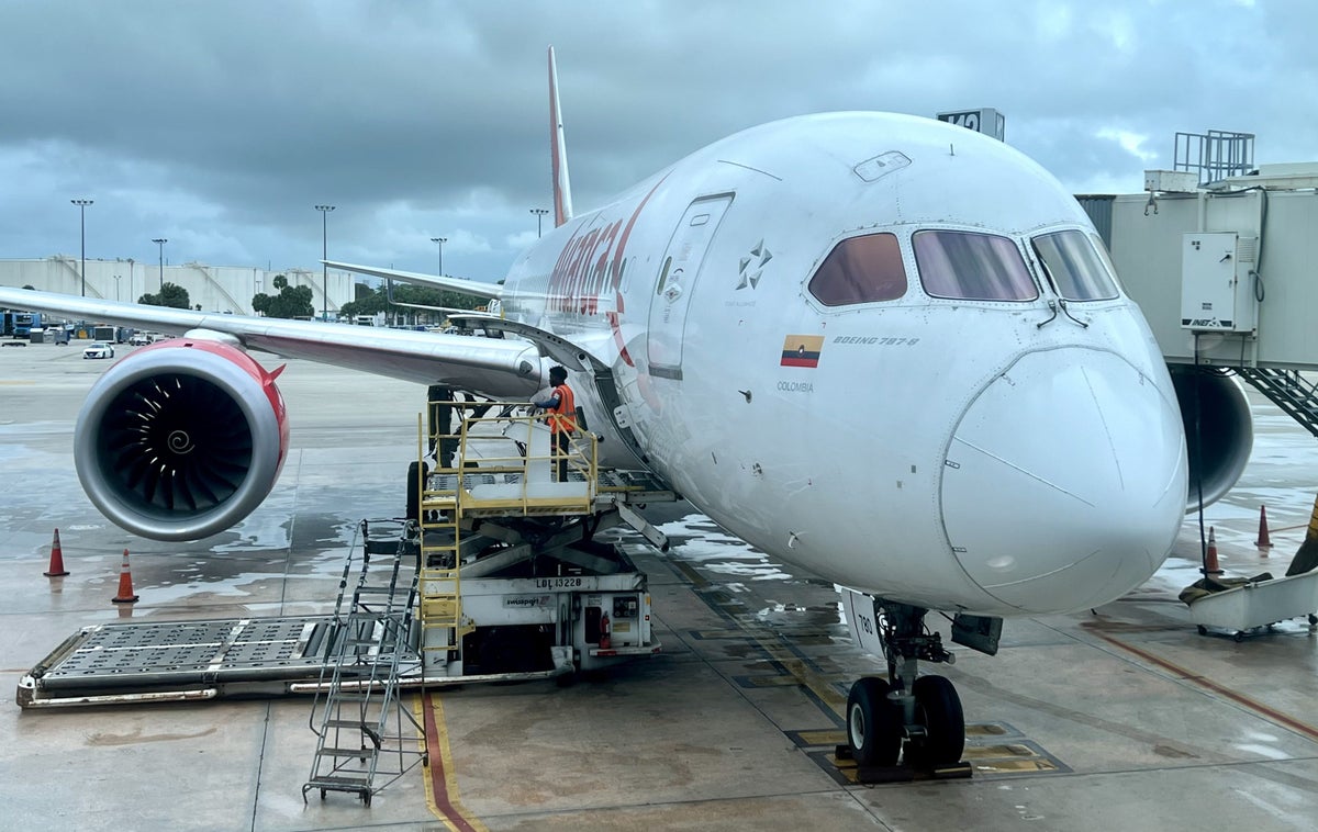 Avianca Dreamliner at Miami