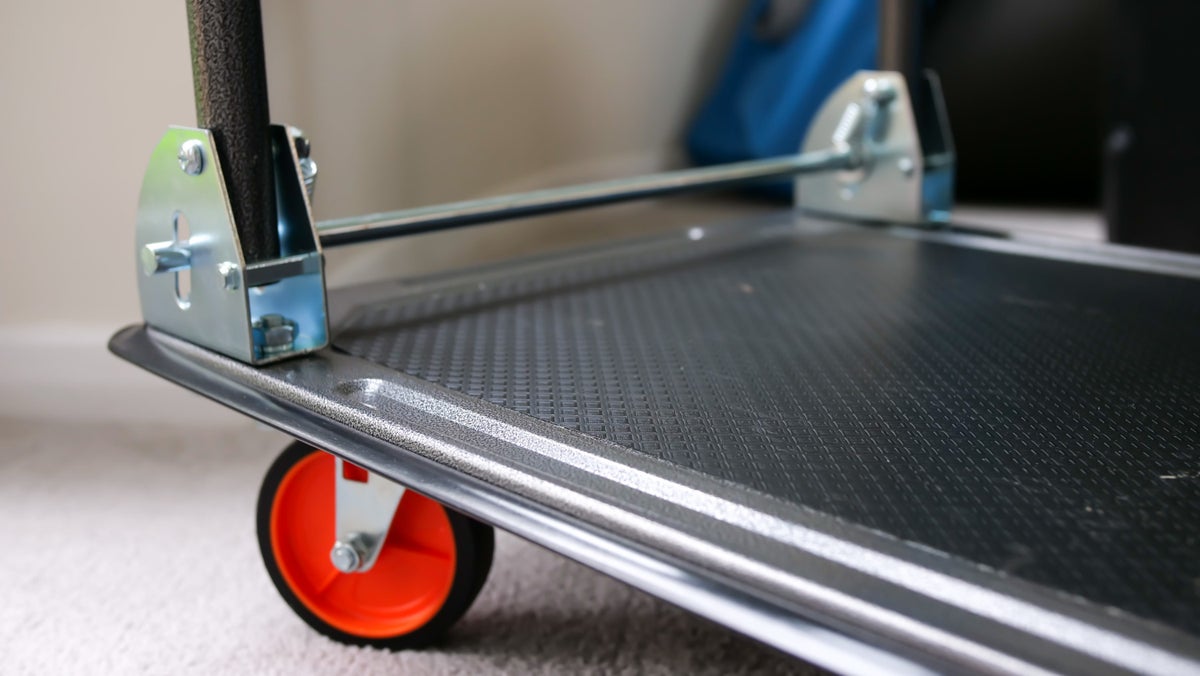 Luggage cart platform