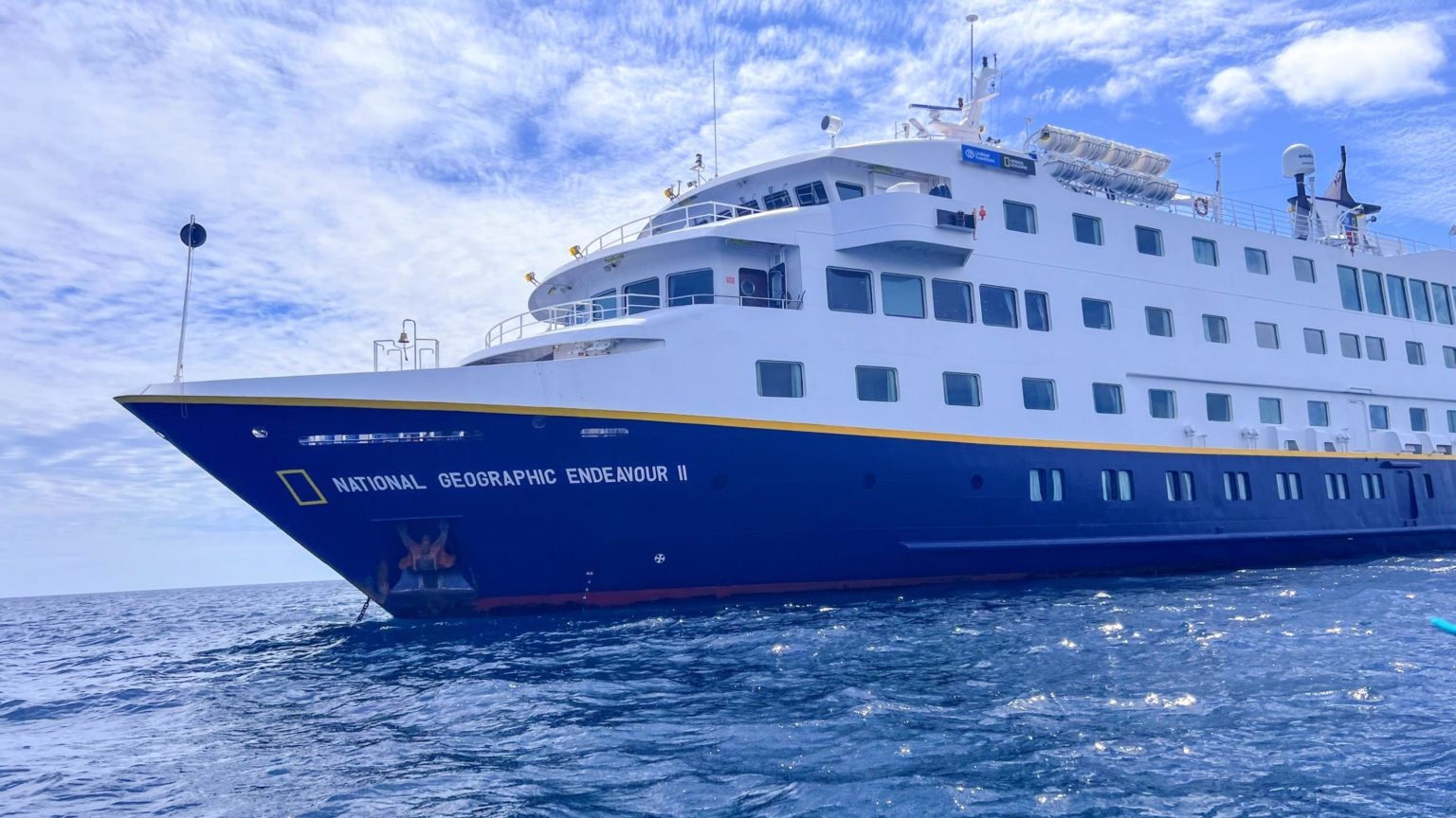 cruise galapagos national geographic endeavour