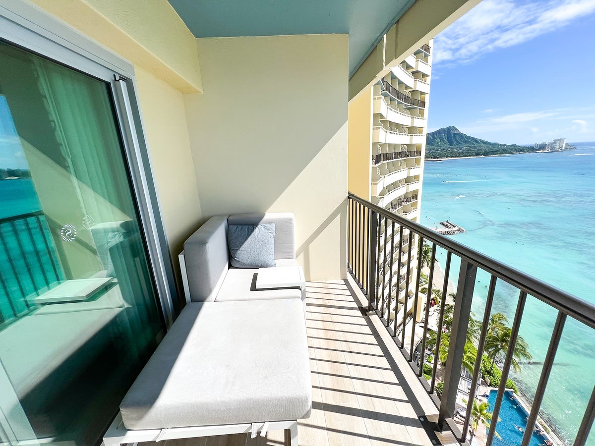 Sheraton Waikiki Oceanview Room balcony