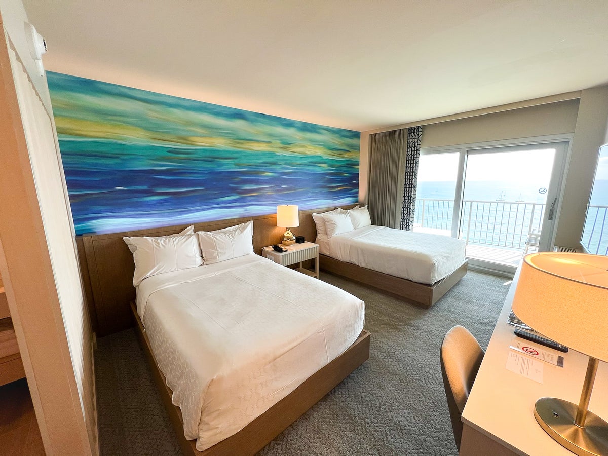 Sheraton Waikiki Oceanview Room beds