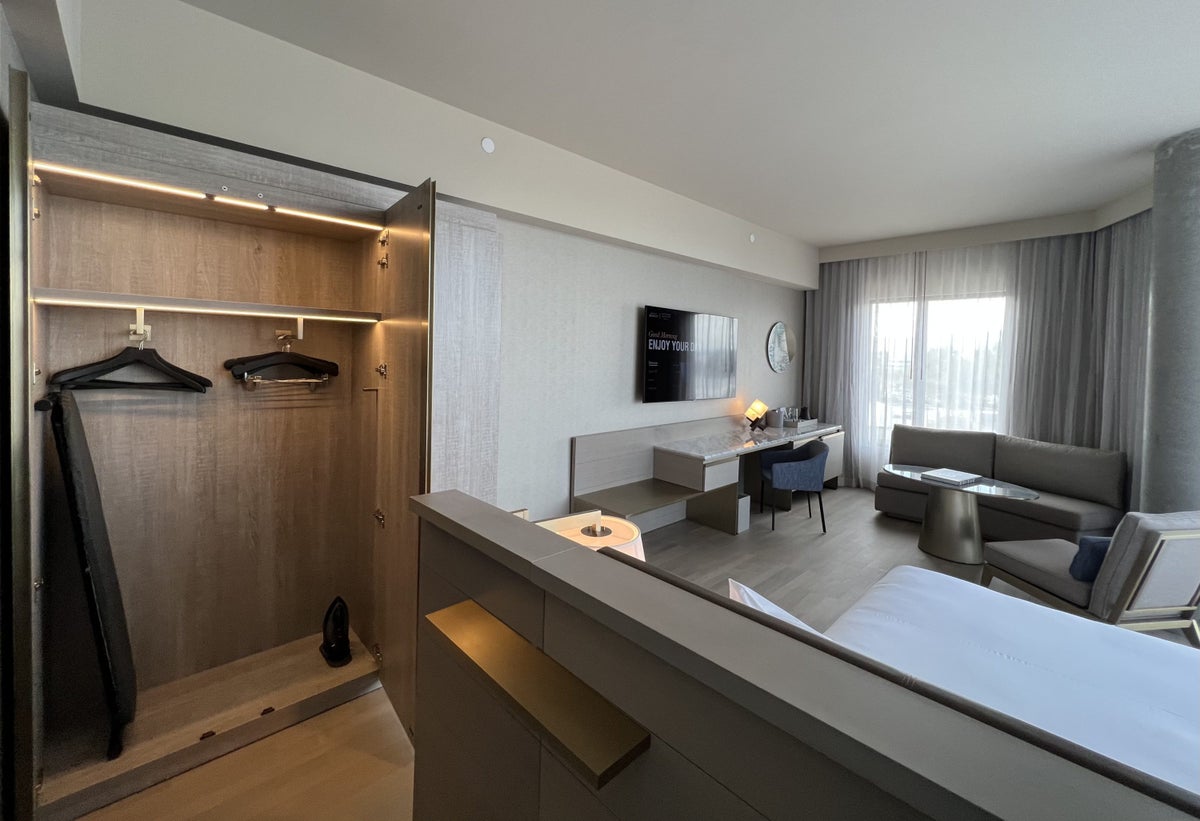 TETRA Hotel Autograph Collection room 504 wardrobe and living space