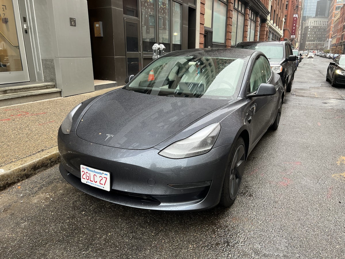 Turo Tesla Model 3 Boston pickup