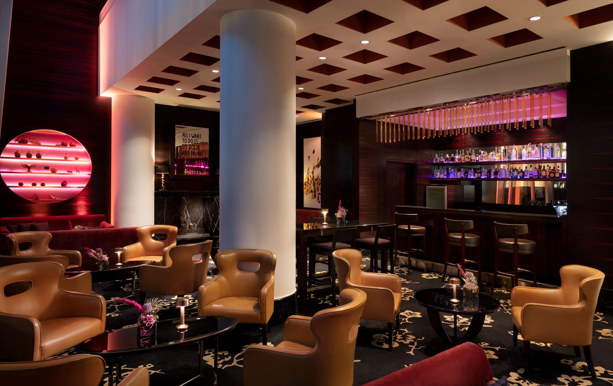 Cocktail bar at JW Marriott Hotel Frankfurt