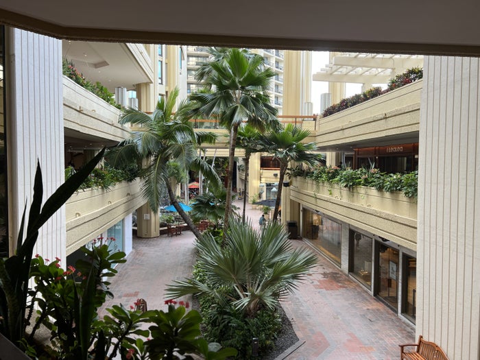 Hyatt Regency Waikiki Atrium