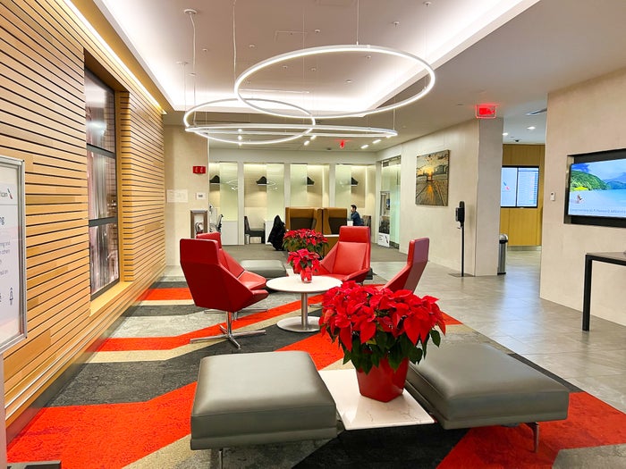 Admirals Club Lounge at Boston Logan International Airport [Review]