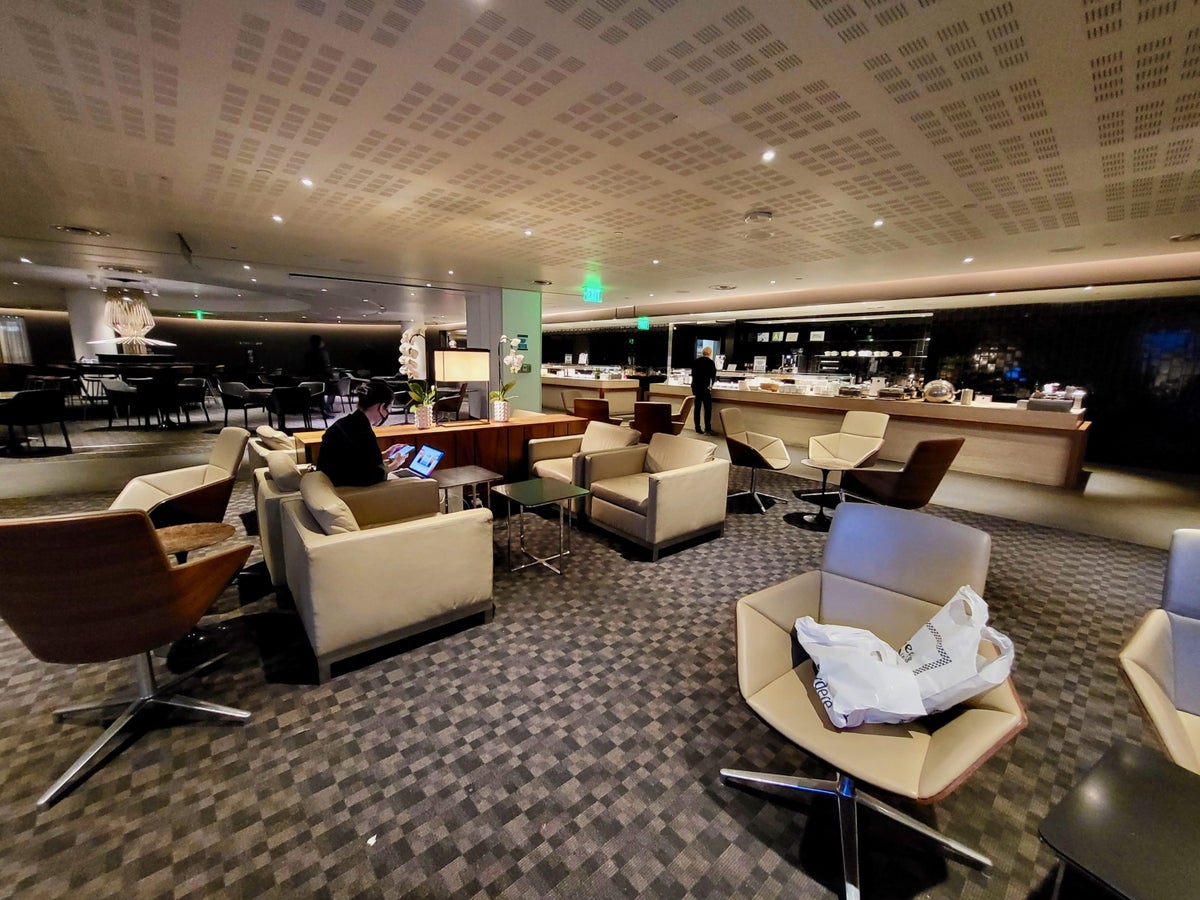 Oneworld lounge seating LAX