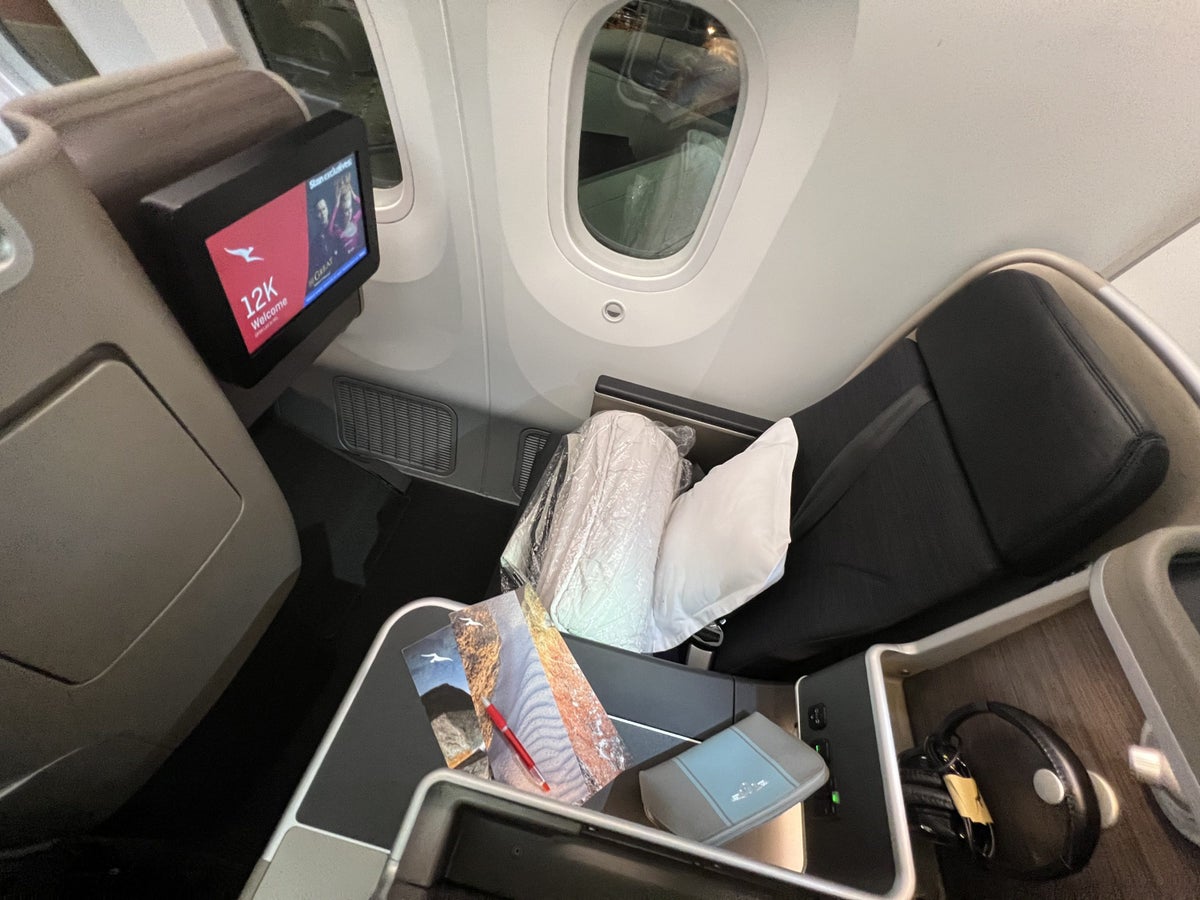 Qantas Business Class 787 Seat 12K