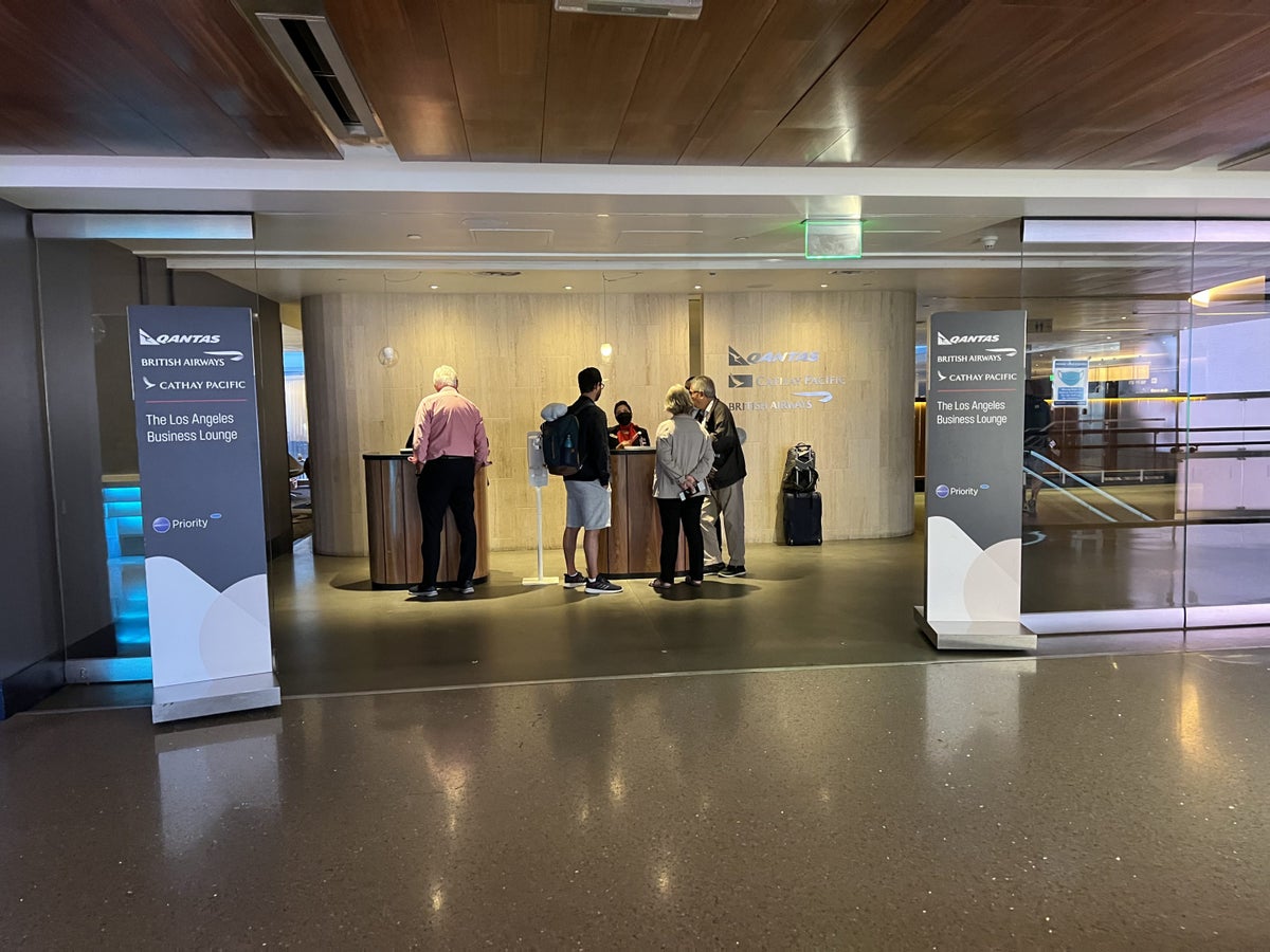 Qantas LAX Business Lounge Entrance