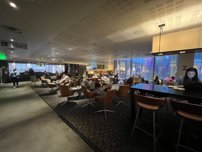 The 16 Best Business Class Lounges in the World [2025]