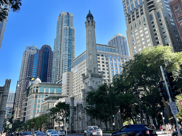 How to Book Cheap Car Rentals in Chicago [Price Comparisons]
