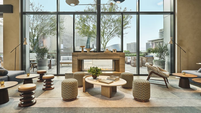 Lobby Conrad Los Angeles