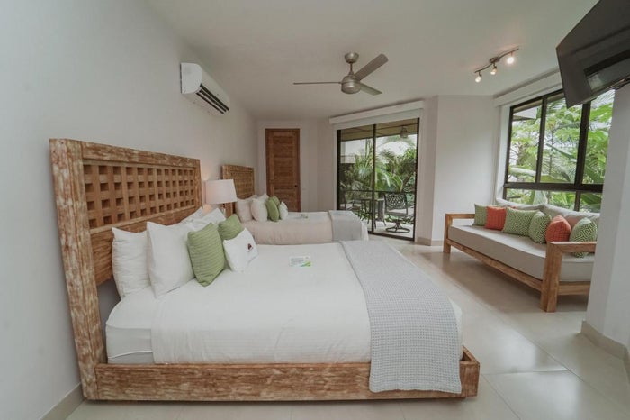 Tulemar Resort