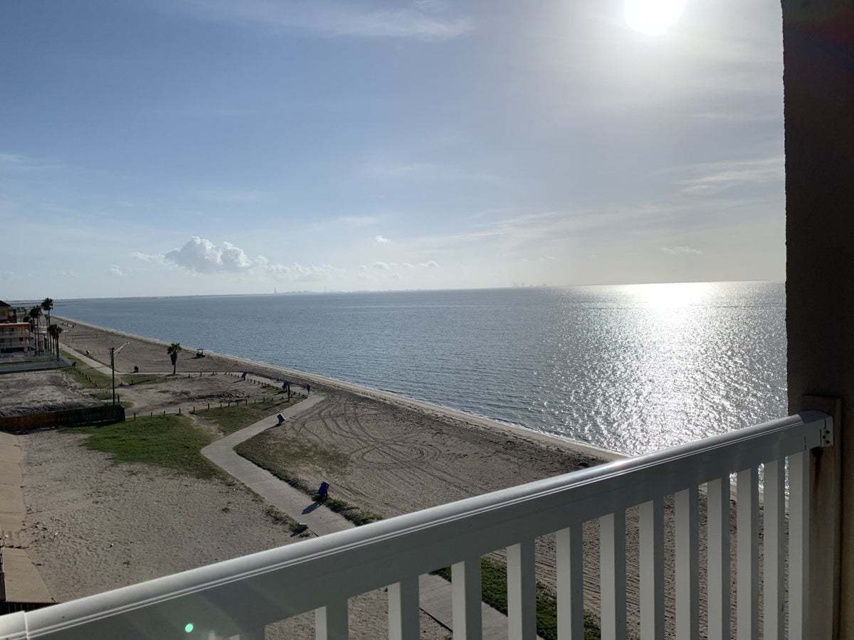 Wide open bay view at the DoubleTree by Hilton Corpus Christi Beachfront