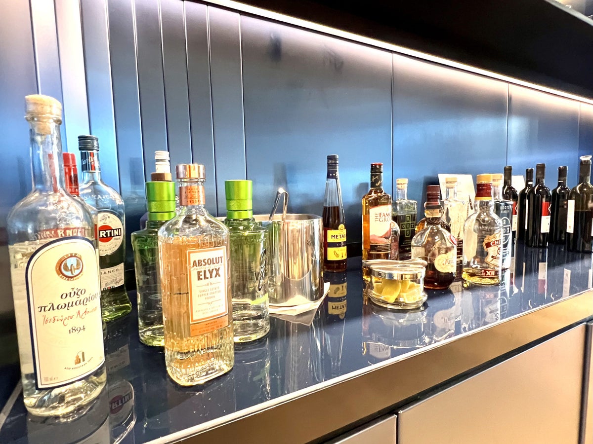 Aegean upgrade bid Aegean Lounge alcohol