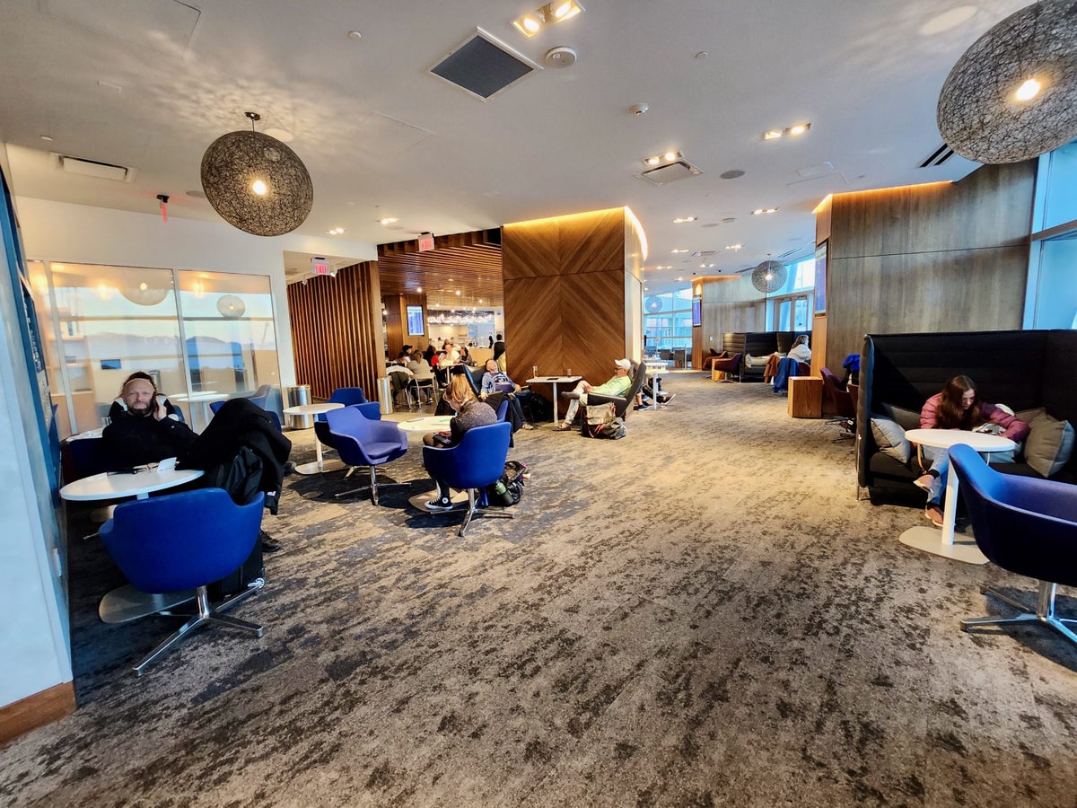 American Express Centurion Lounge Las Vegas seating area 1