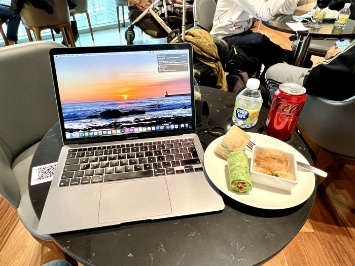 Avianca Boeing 787 Business Class MIA Turkish Airlines Lounge meal