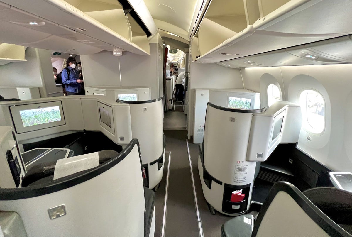 Avianca Boeing 787 Business Class small rear cabin rear view