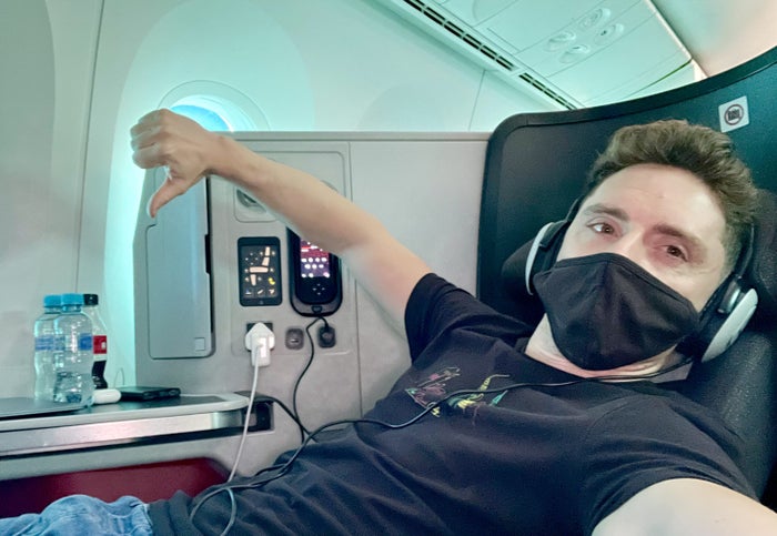 Avianca Boeing 787 Business Class thumbs down selfie